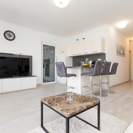 Apartments Tony Mali Losinj Exterior photo