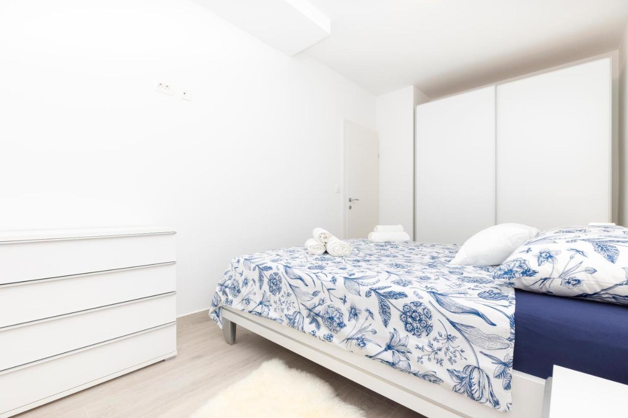Apartments Tony Mali Losinj Exterior photo