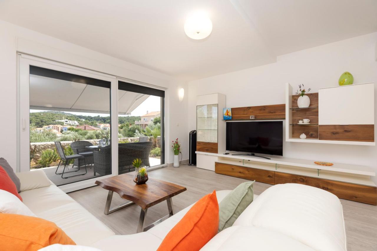 Apartments Tony Mali Losinj Exterior photo