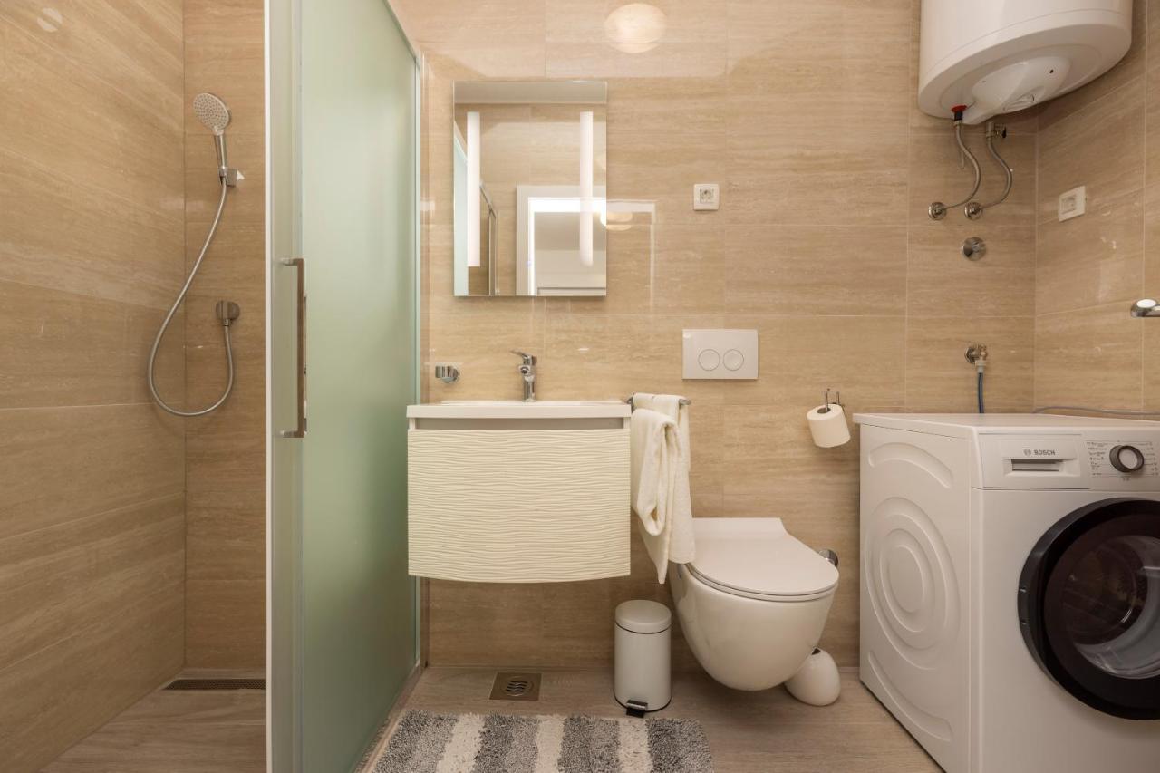 Apartments Tony Mali Losinj Exterior photo